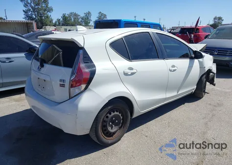 2015 Toyota Prius C Two из США, поврежденный, VIN JTDKDTB38F1096825